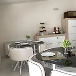 Donna Sandra Pensjonat Veglie
